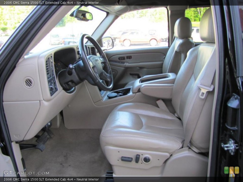 Neutral Interior Photo for the 2006 GMC Sierra 1500 SLT Extended Cab 4x4 #48701515