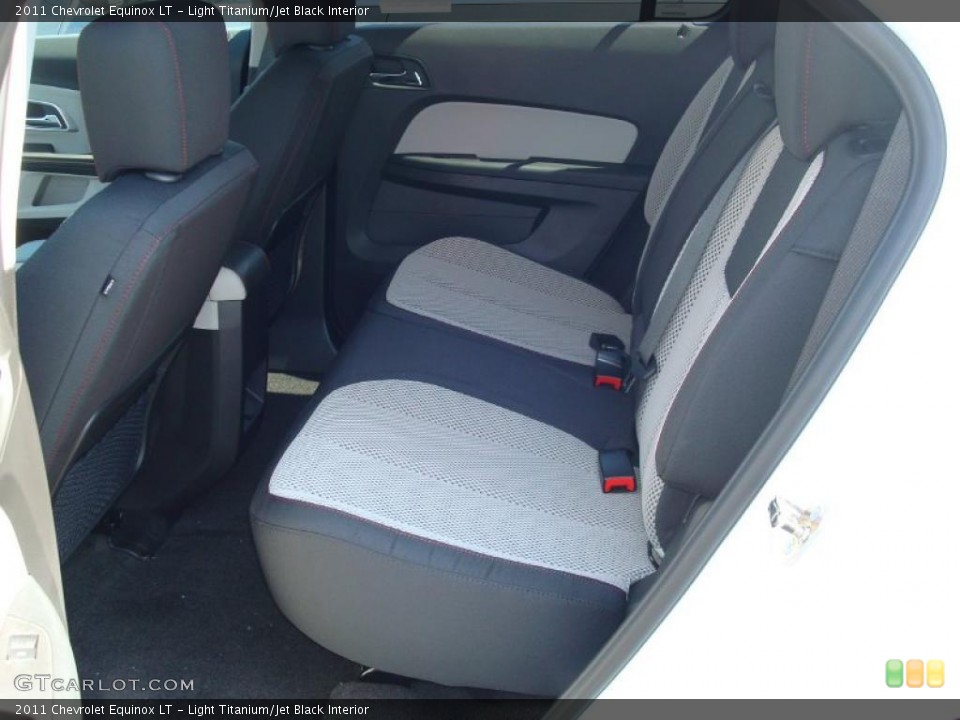 Light Titanium/Jet Black Interior Photo for the 2011 Chevrolet Equinox LT #48703080
