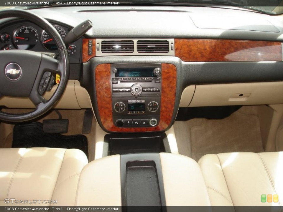 Ebony/Light Cashmere Interior Dashboard for the 2008 Chevrolet Avalanche LT 4x4 #48704968