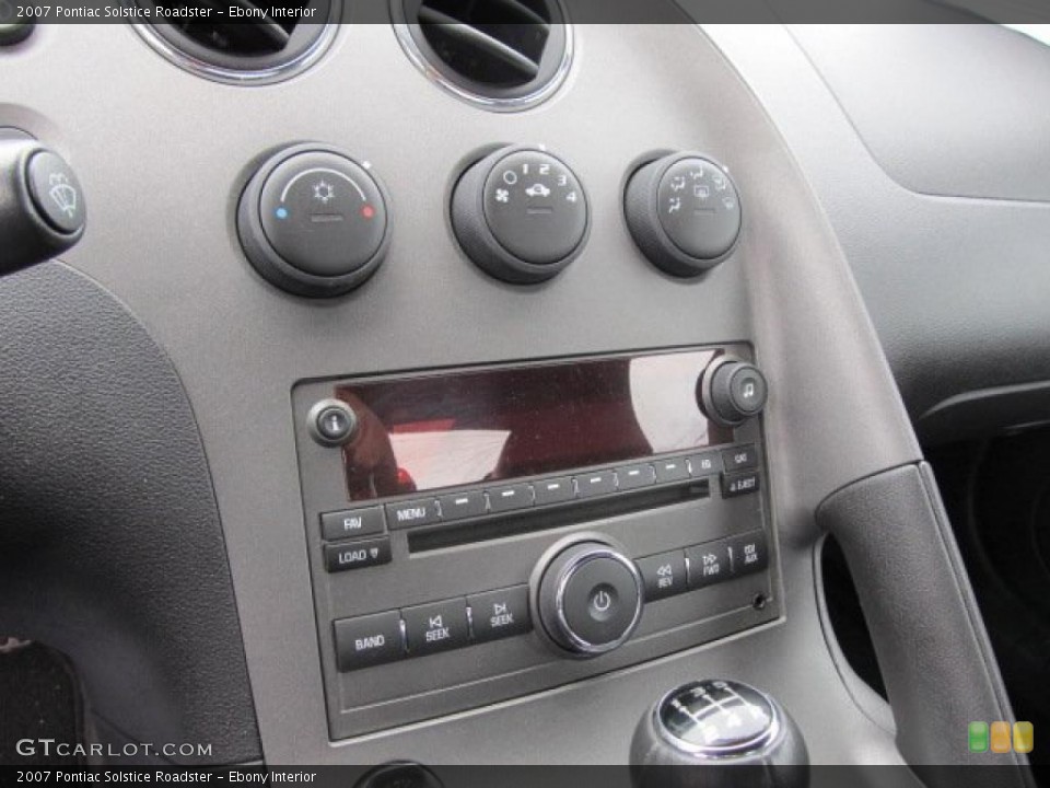 Ebony Interior Controls for the 2007 Pontiac Solstice Roadster #48708277