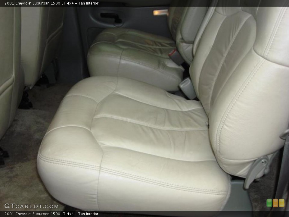 Tan Interior Photo for the 2001 Chevrolet Suburban 1500 LT 4x4 #48718057