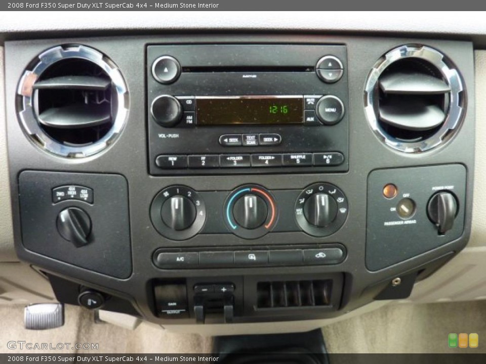 Medium Stone Interior Controls for the 2008 Ford F350 Super Duty XLT SuperCab 4x4 #48724097