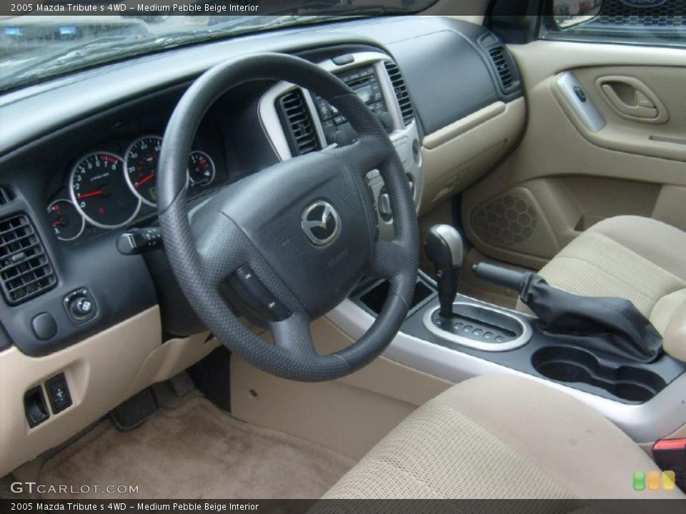 Medium Pebble Beige Interior Photo for the 2005 Mazda Tribute s 4WD #48728036