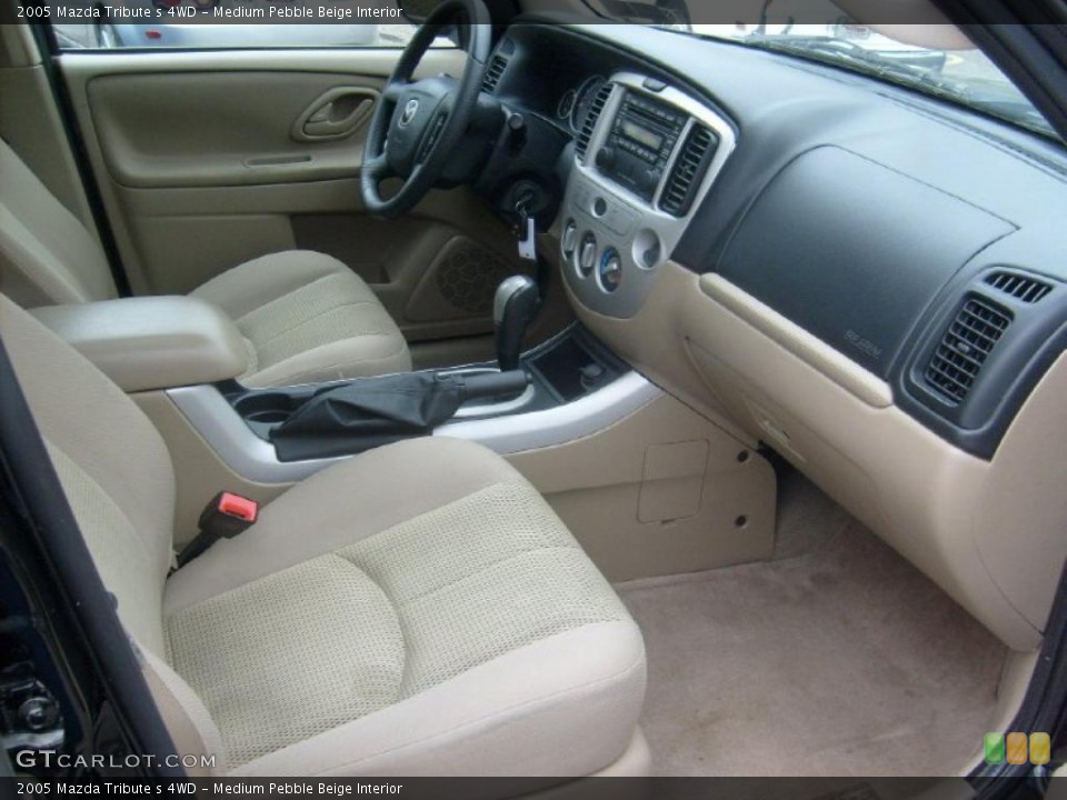 Medium Pebble Beige Interior Photo for the 2005 Mazda Tribute s 4WD #48728093