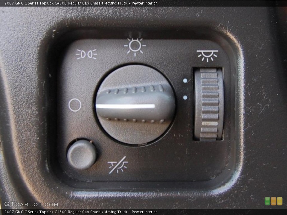 Pewter Interior Controls for the 2007 GMC C Series TopKick C4500 Regular Cab Chassis Moving Truck #48732111