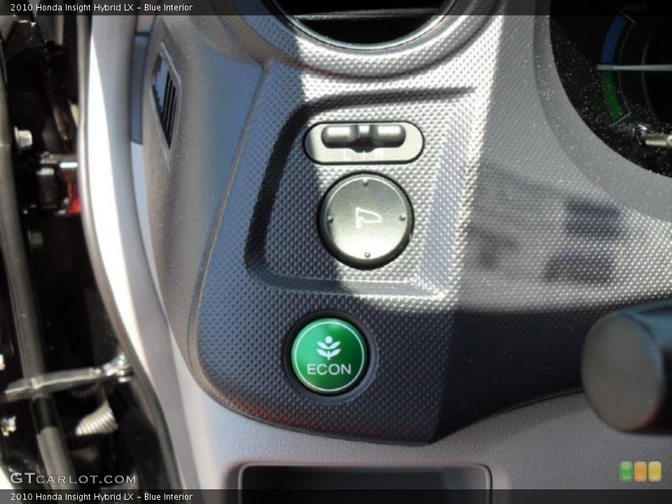 Blue Interior Controls for the 2010 Honda Insight Hybrid LX #48733926