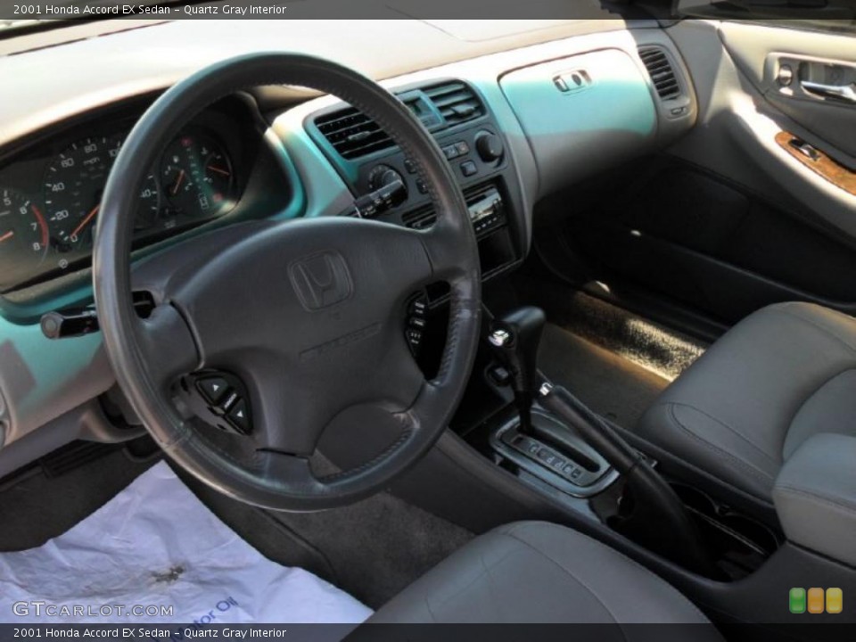 Quartz Gray Interior Photo for the 2001 Honda Accord EX Sedan #48735540