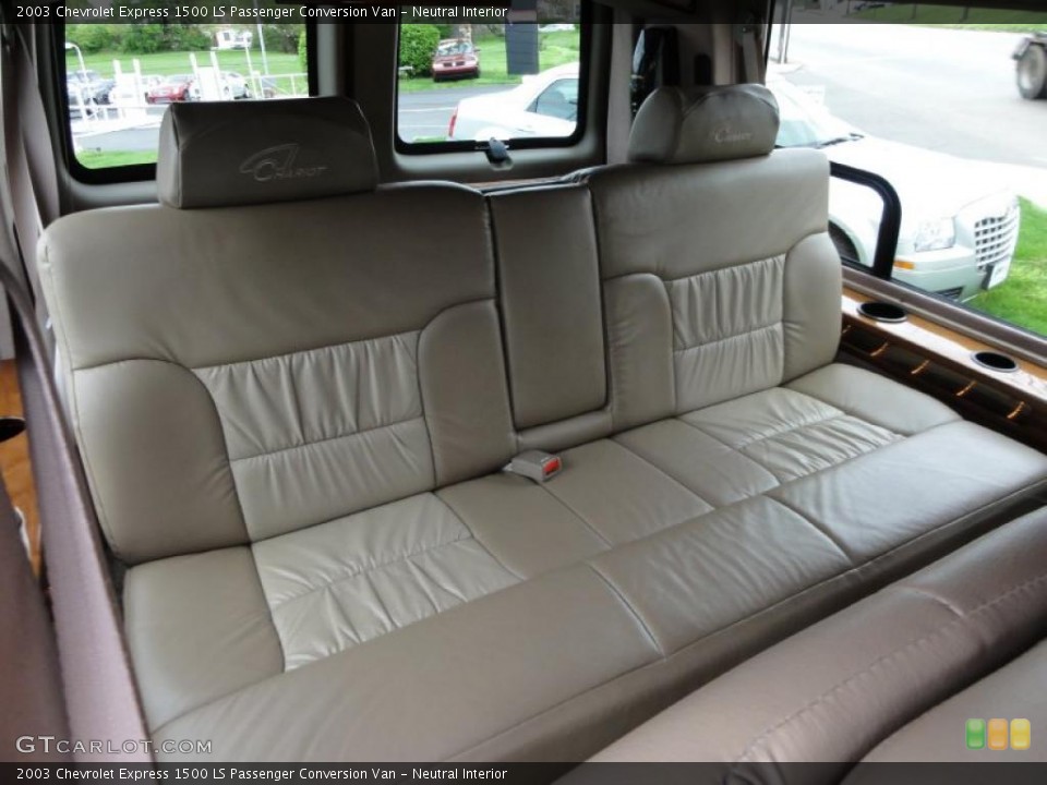 Neutral Interior Photo for the 2003 Chevrolet Express 1500 LS Passenger Conversion Van #48739122