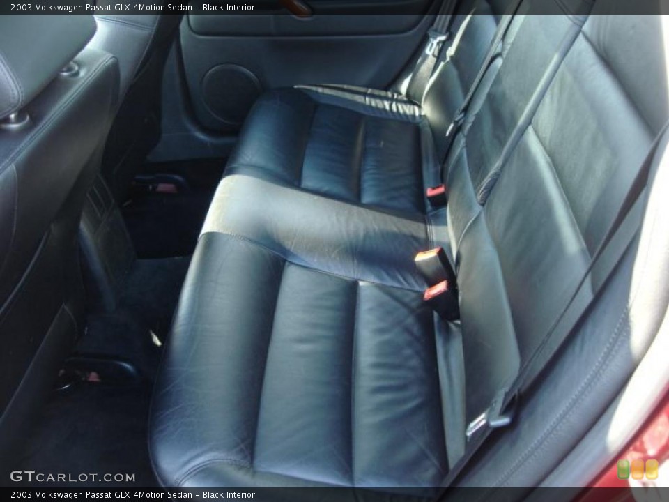 Black Interior Photo for the 2003 Volkswagen Passat GLX 4Motion Sedan #48744287