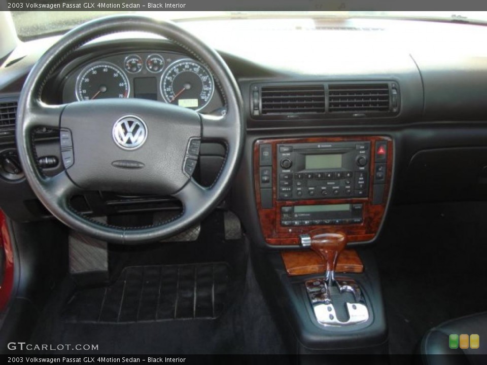 Black Interior Dashboard for the 2003 Volkswagen Passat GLX 4Motion Sedan #48744300