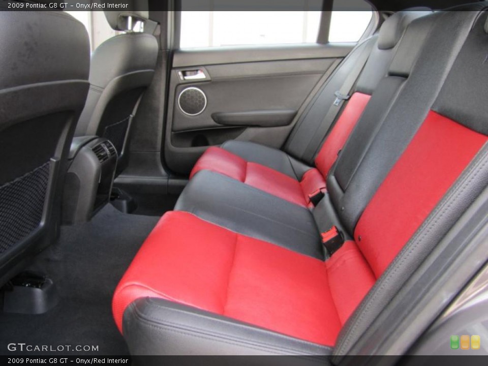 Onyx/Red Interior Photo for the 2009 Pontiac G8 GT #48748644