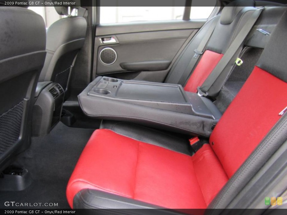 Onyx/Red Interior Photo for the 2009 Pontiac G8 GT #48748659