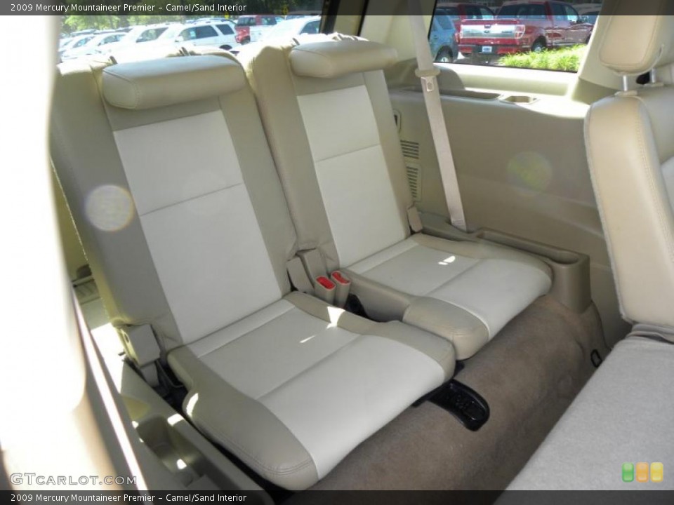 Camel/Sand Interior Photo for the 2009 Mercury Mountaineer Premier #48749967