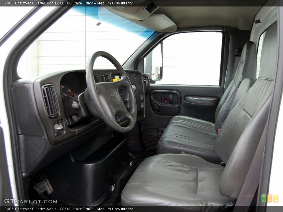 Medium Gray Interior Photo for the 2005 Chevrolet C Series Kodiak C8500 Stake Truck #48751887