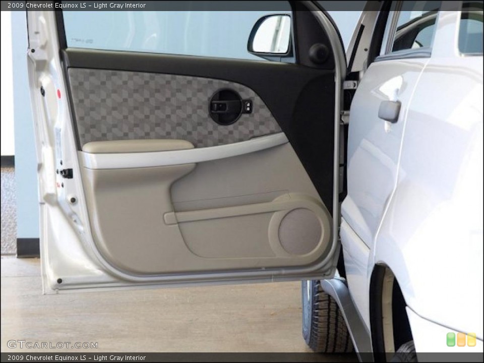 Light Gray Interior Door Panel for the 2009 Chevrolet Equinox LS #48754810