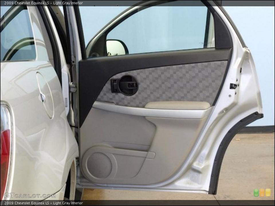Light Gray Interior Door Panel for the 2009 Chevrolet Equinox LS #48754822