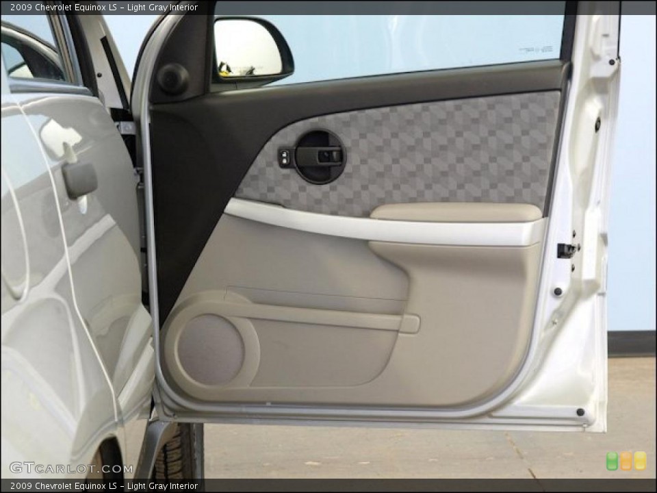 Light Gray Interior Door Panel for the 2009 Chevrolet Equinox LS #48754837