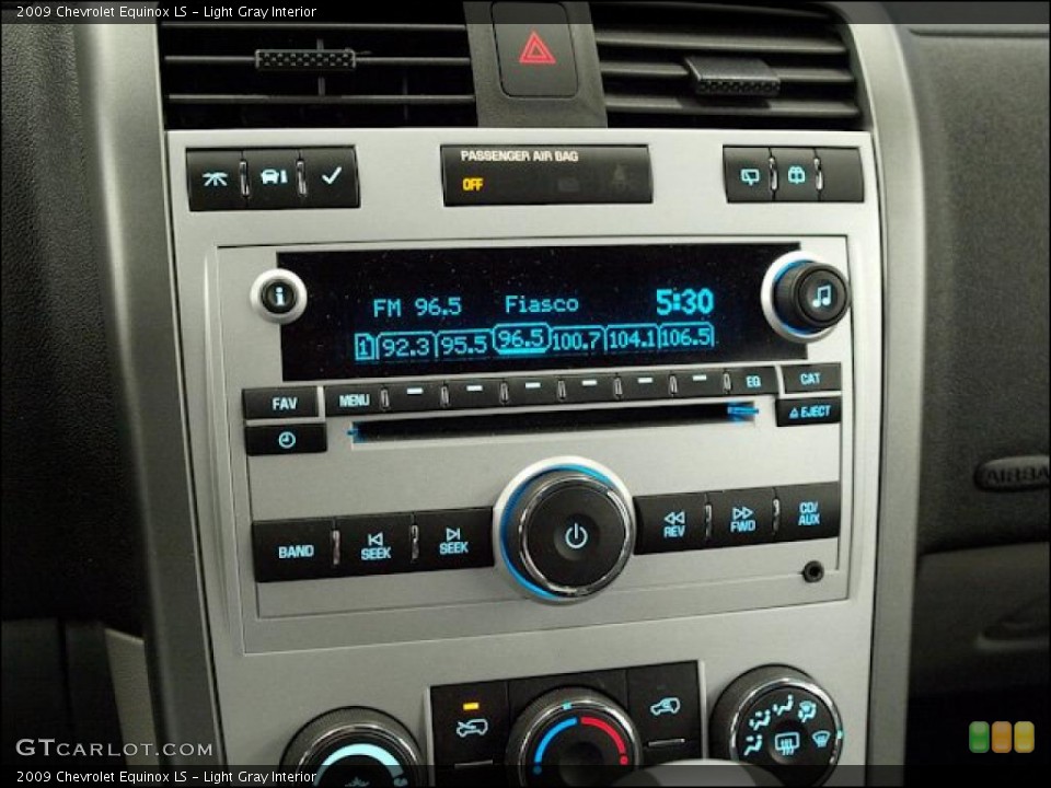 Light Gray Interior Controls for the 2009 Chevrolet Equinox LS #48754924