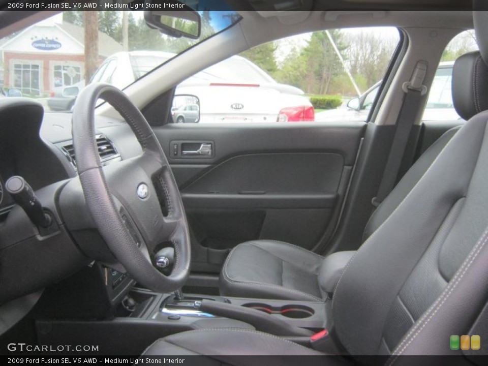 Medium Light Stone Interior Photo for the 2009 Ford Fusion SEL V6 AWD #48765934