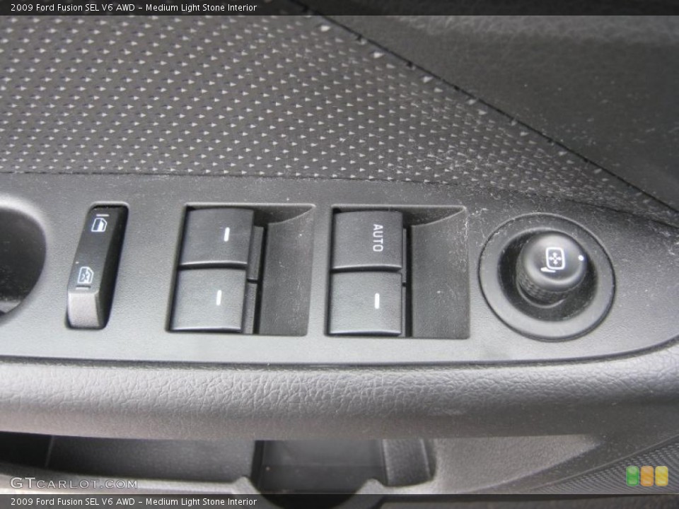 Medium Light Stone Interior Controls for the 2009 Ford Fusion SEL V6 AWD #48765954