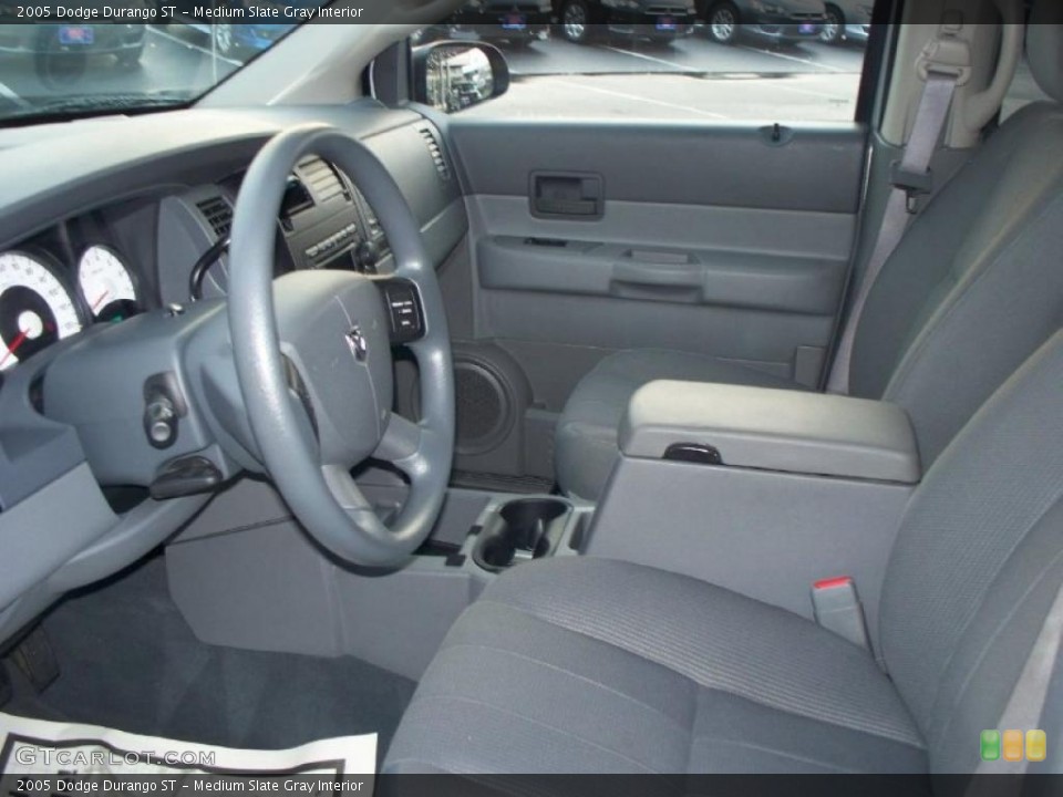 Medium Slate Gray Interior Photo for the 2005 Dodge Durango ST #48785731