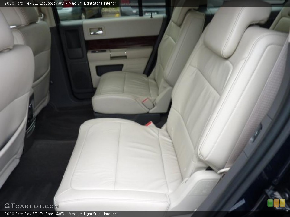 Medium Light Stone Interior Photo for the 2010 Ford Flex SEL EcoBoost AWD #48788437