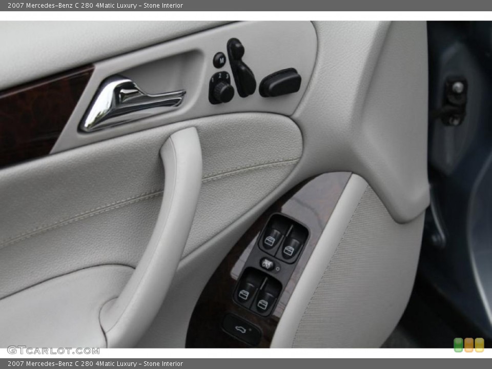 Stone Interior Controls for the 2007 Mercedes-Benz C 280 4Matic Luxury #48788641