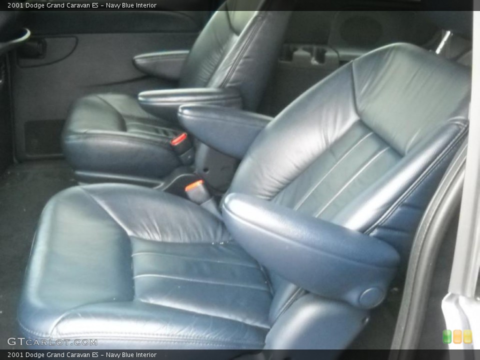 Navy Blue Interior Photo for the 2001 Dodge Grand Caravan ES #48789781