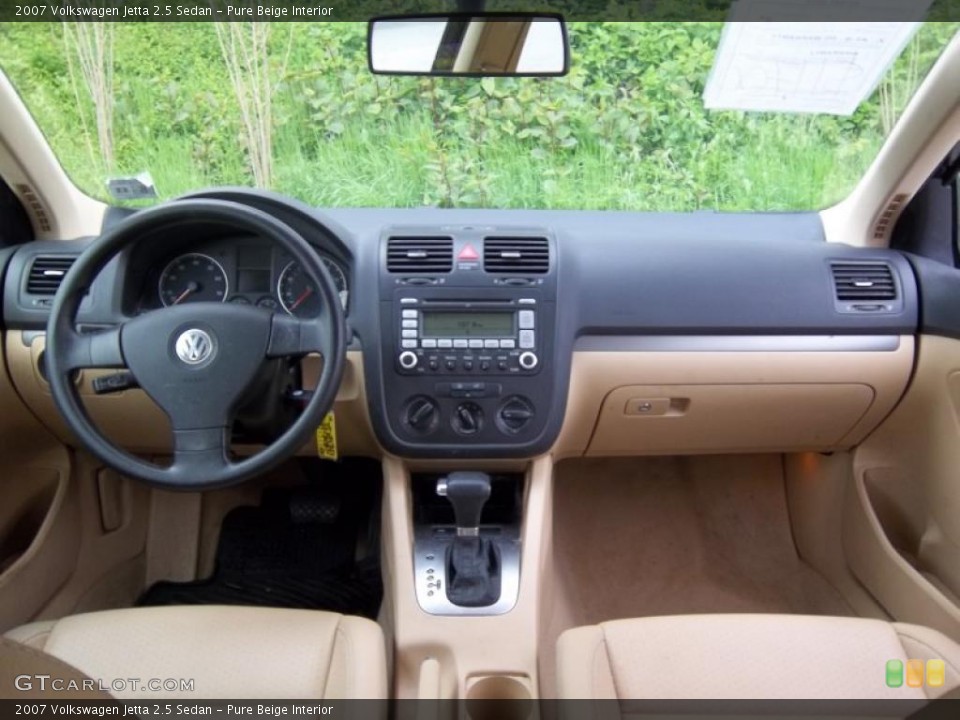 Pure Beige Interior Dashboard for the 2007 Volkswagen Jetta 2.5 Sedan #48792553