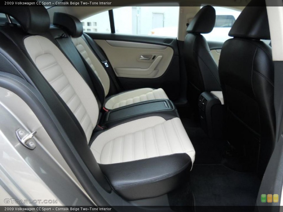 Cornsilk Beige Two-Tone Interior Photo for the 2009 Volkswagen CC Sport #48797114