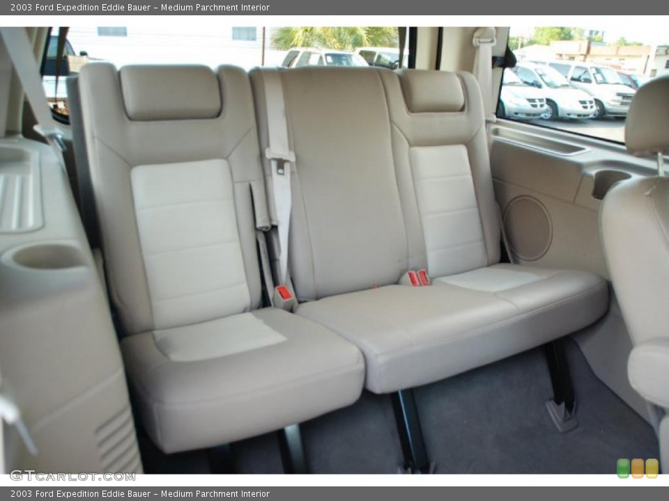 Medium Parchment Interior Photo for the 2003 Ford Expedition Eddie Bauer #48805738