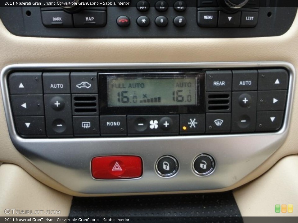 Sabbia Interior Controls for the 2011 Maserati GranTurismo Convertible GranCabrio #48816975