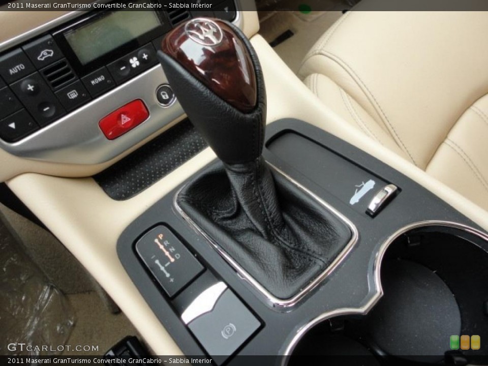 Sabbia Interior Transmission for the 2011 Maserati GranTurismo Convertible GranCabrio #48816997