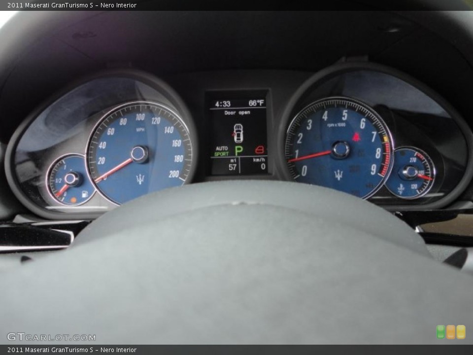 Nero Interior Gauges for the 2011 Maserati GranTurismo S #48817463