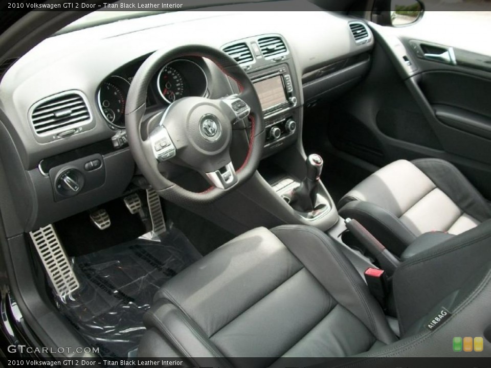 Titan Black Leather Interior Photo for the 2010 Volkswagen GTI 2 Door #48825390