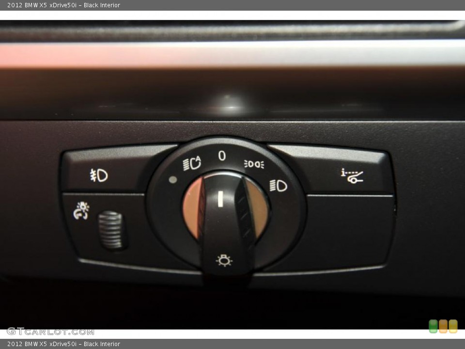 Black Interior Controls for the 2012 BMW X5 xDrive50i #48826461