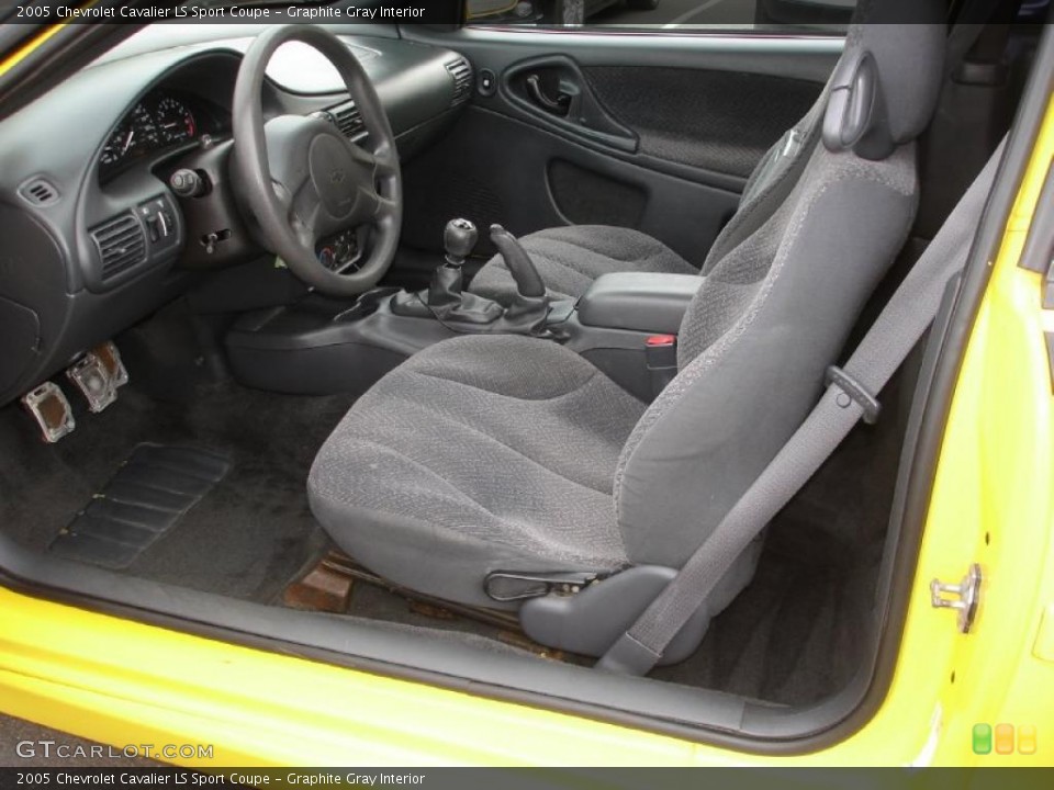 Graphite Gray Interior Photo for the 2005 Chevrolet Cavalier LS Sport Coupe #48843456
