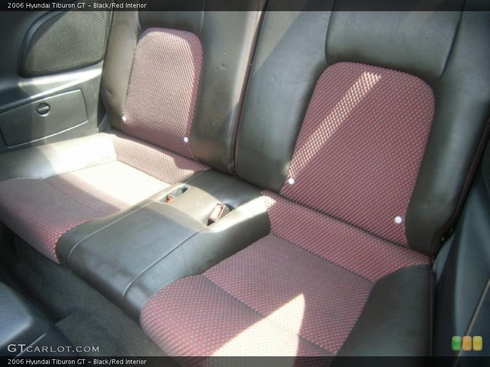 Black/Red Interior Photo for the 2006 Hyundai Tiburon GT #48843687