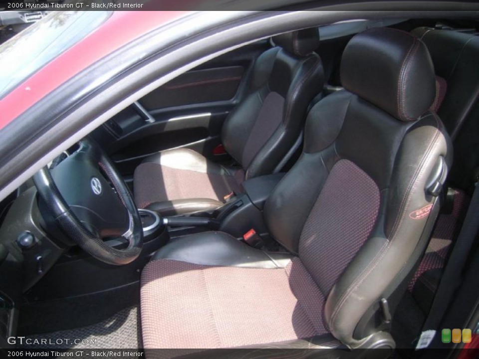 Black/Red Interior Photo for the 2006 Hyundai Tiburon GT #48843750