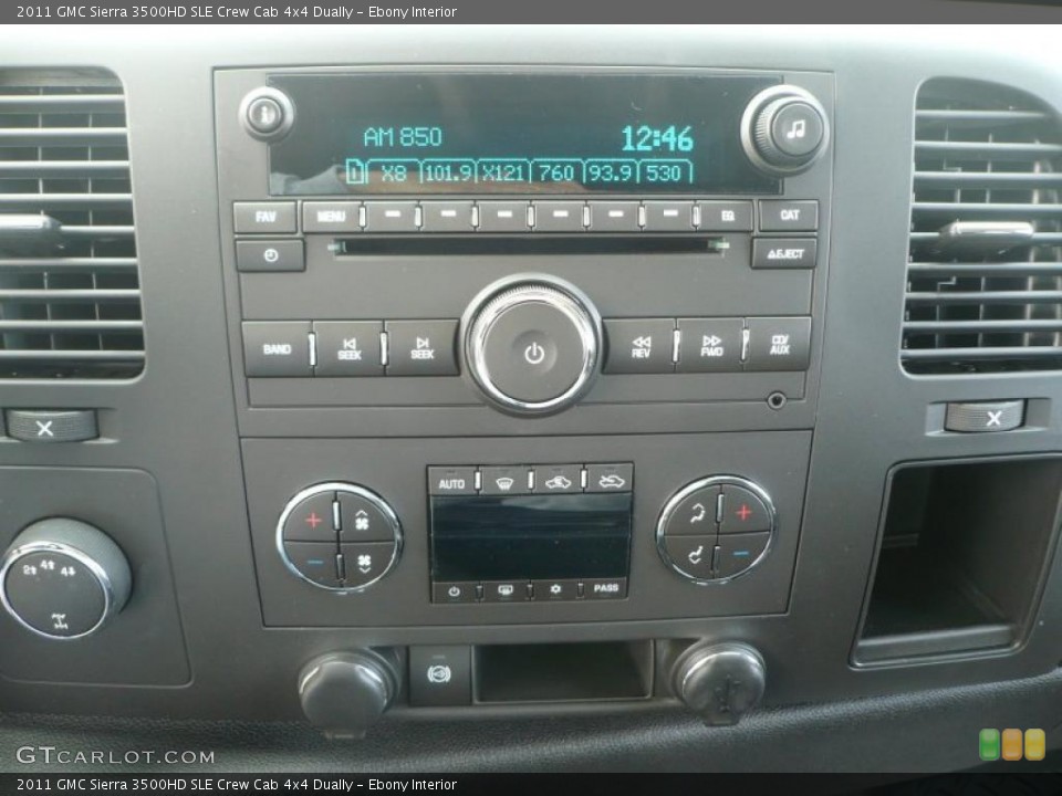 Ebony Interior Controls for the 2011 GMC Sierra 3500HD SLE Crew Cab 4x4 Dually #48851599