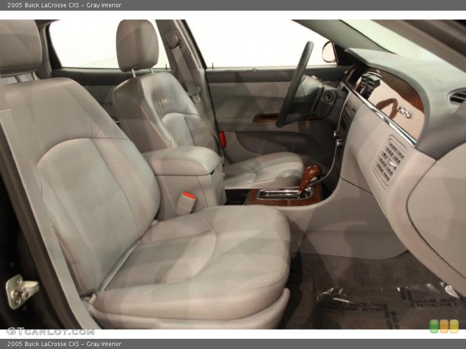 Gray Interior Photo for the 2005 Buick LaCrosse CXS #48862705