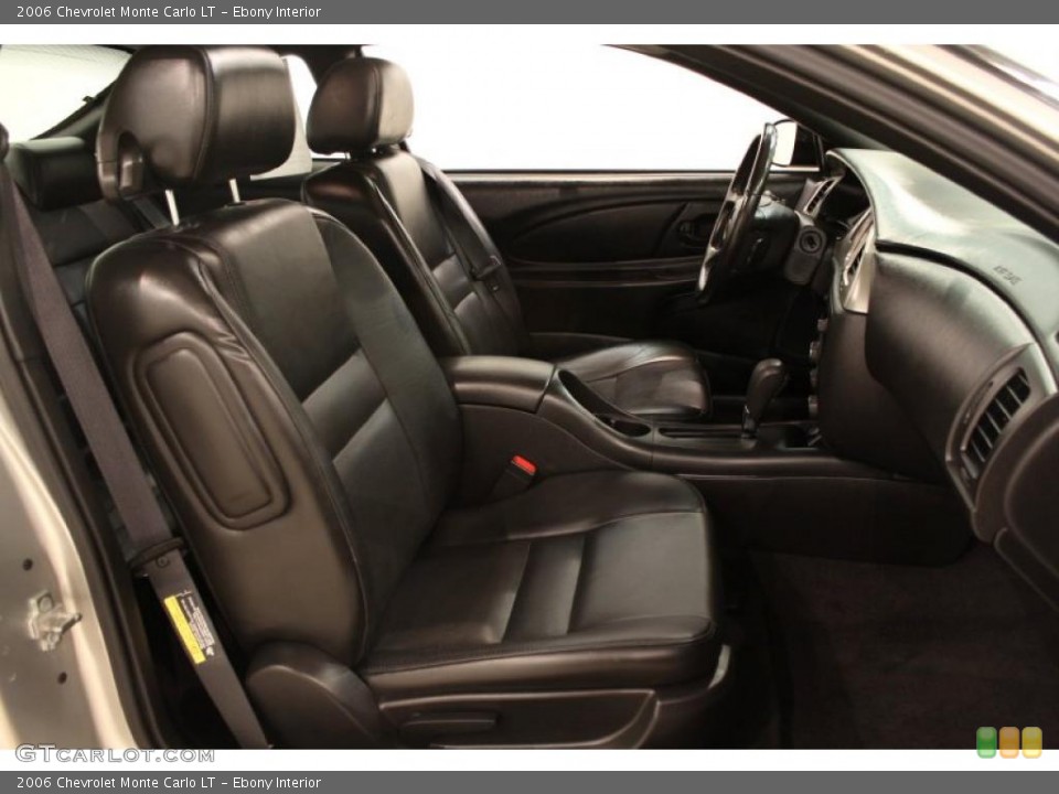 Ebony Interior Photo for the 2006 Chevrolet Monte Carlo LT #48863458