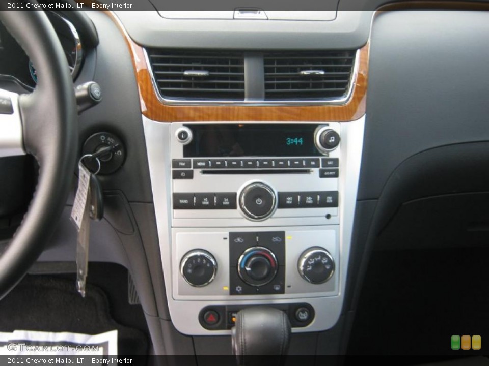 Ebony Interior Controls for the 2011 Chevrolet Malibu LT #48873648