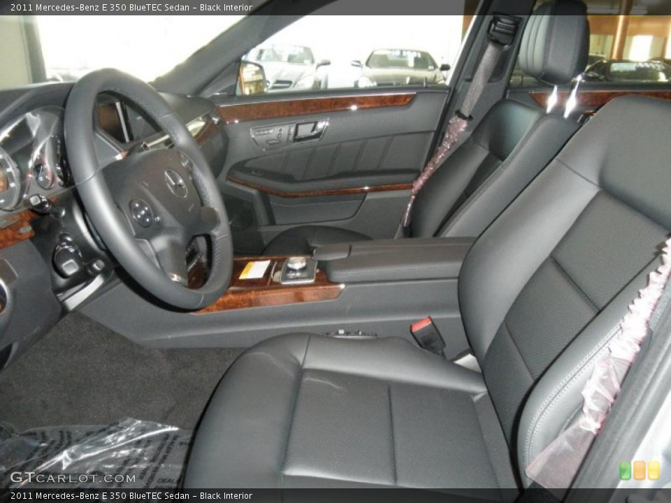 Black Interior Photo for the 2011 Mercedes-Benz E 350 BlueTEC Sedan #48879099