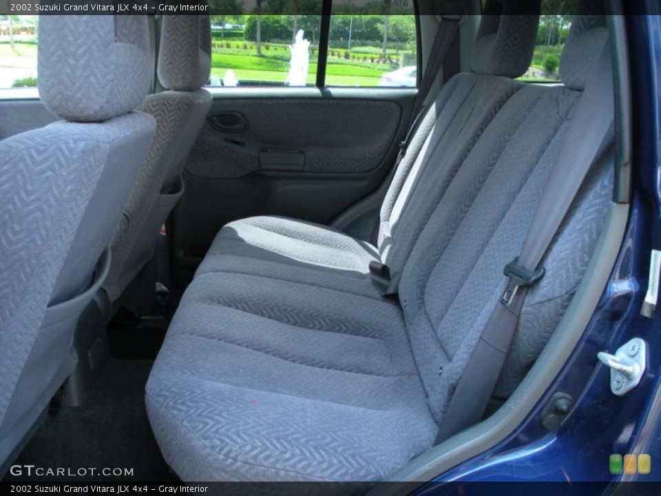 Gray Interior Photo for the 2002 Suzuki Grand Vitara JLX 4x4 #48893625