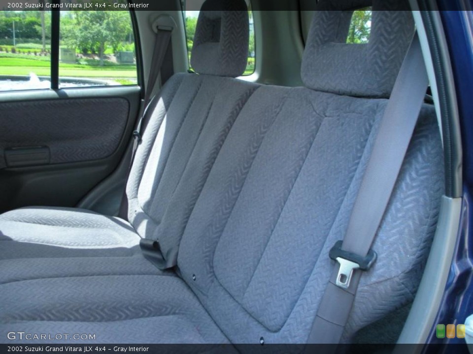 Gray Interior Photo for the 2002 Suzuki Grand Vitara JLX 4x4 #48893642