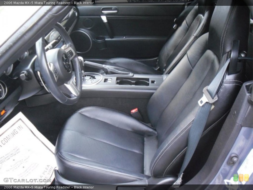 Black Interior Photo for the 2006 Mazda MX-5 Miata Touring Roadster #48909201