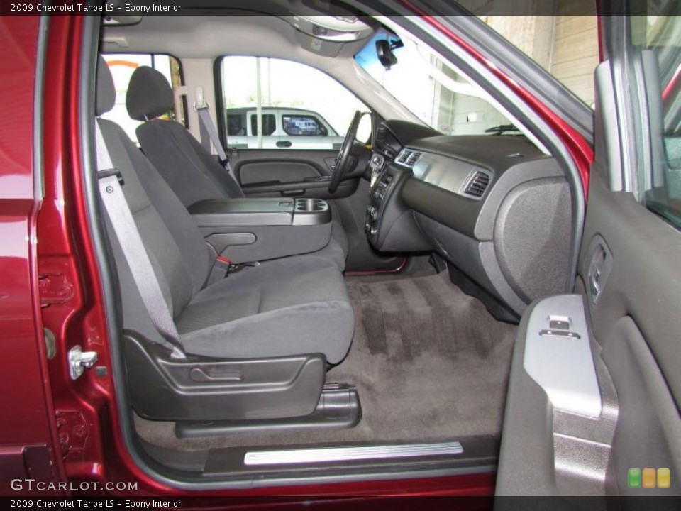 Ebony Interior Photo for the 2009 Chevrolet Tahoe LS #48911643