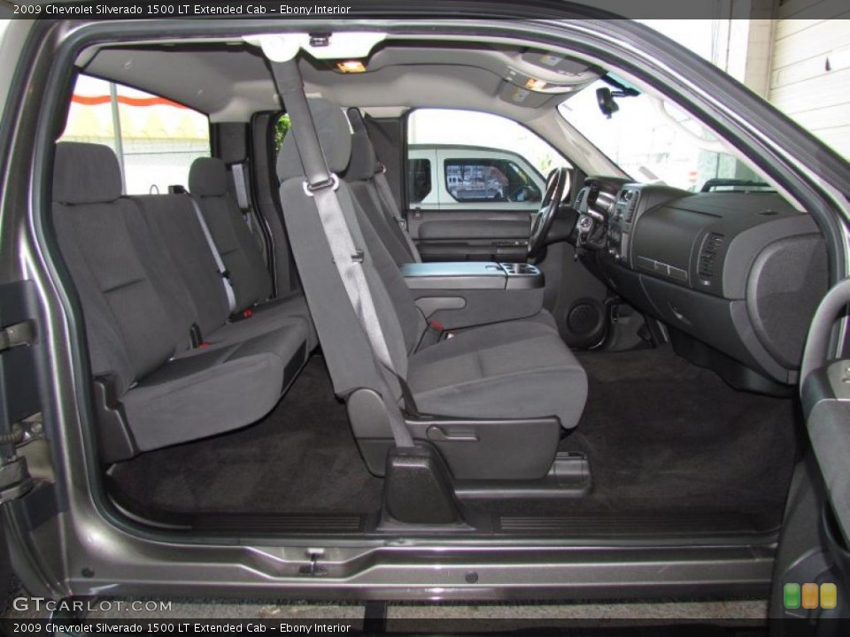Ebony Interior Photo for the 2009 Chevrolet Silverado 1500 LT Extended Cab #48911907