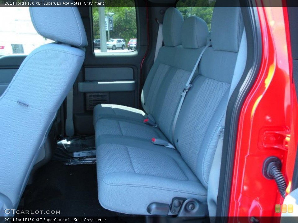 Steel Gray Interior Photo for the 2011 Ford F150 XLT SuperCab 4x4 #48917769